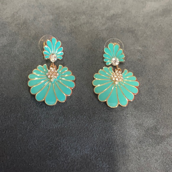 Amrita Singh Jewelry - Sea Green & Gold Floral Earrings